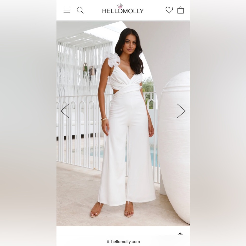 Hello Molly White Jumpsuit Size Small